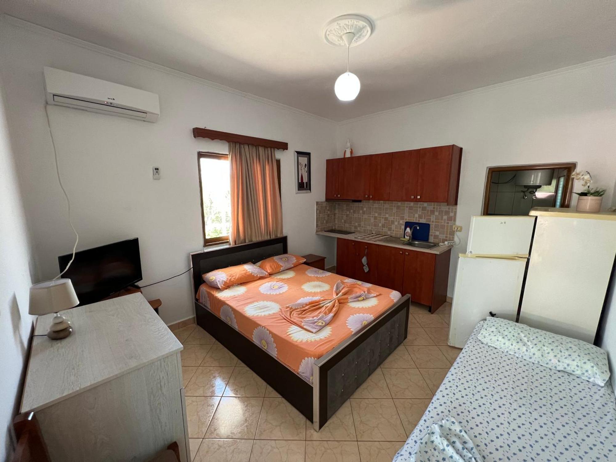 Oni Apartments Ksamil Exterior photo