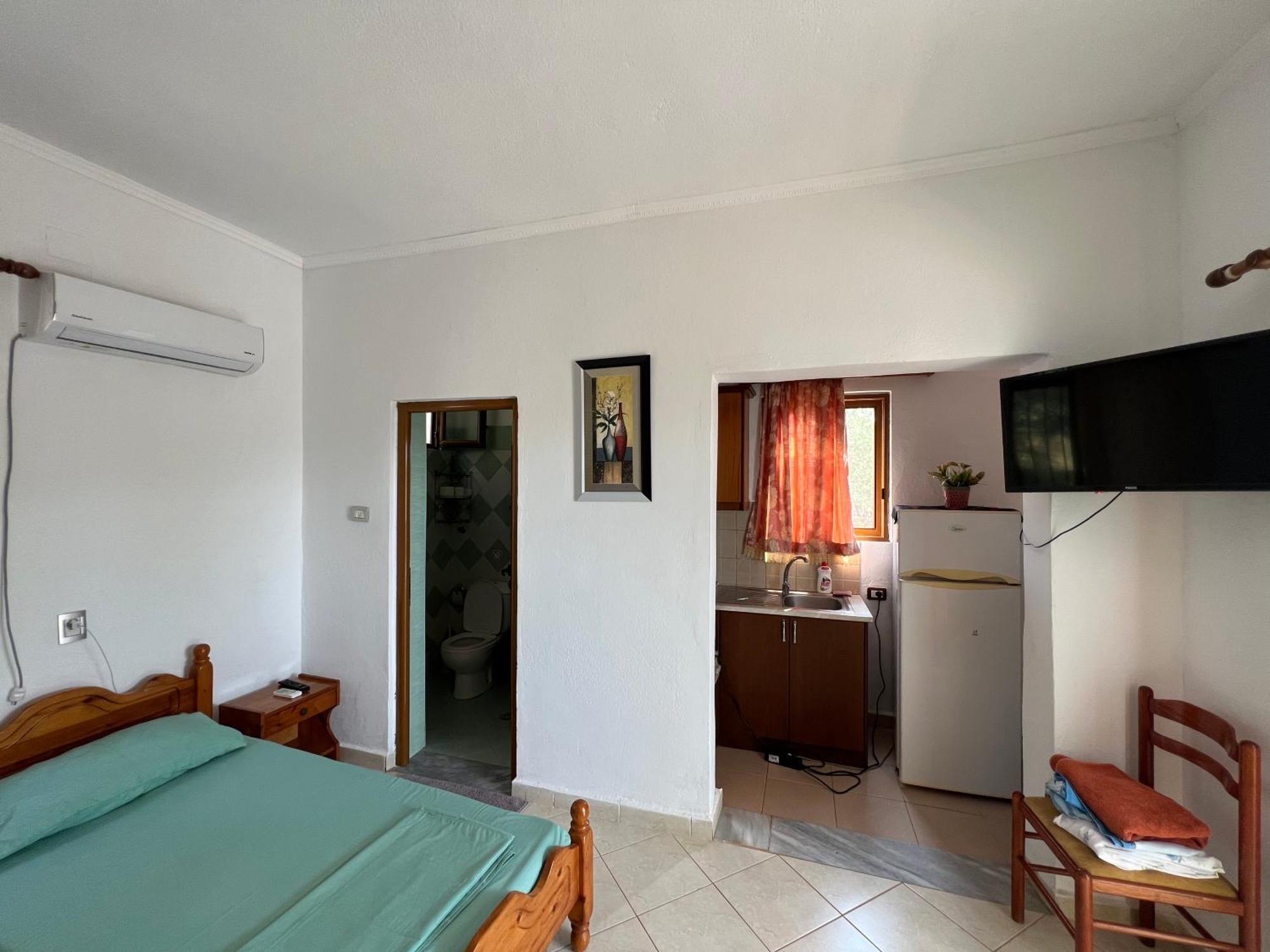 Oni Apartments Ksamil Exterior photo