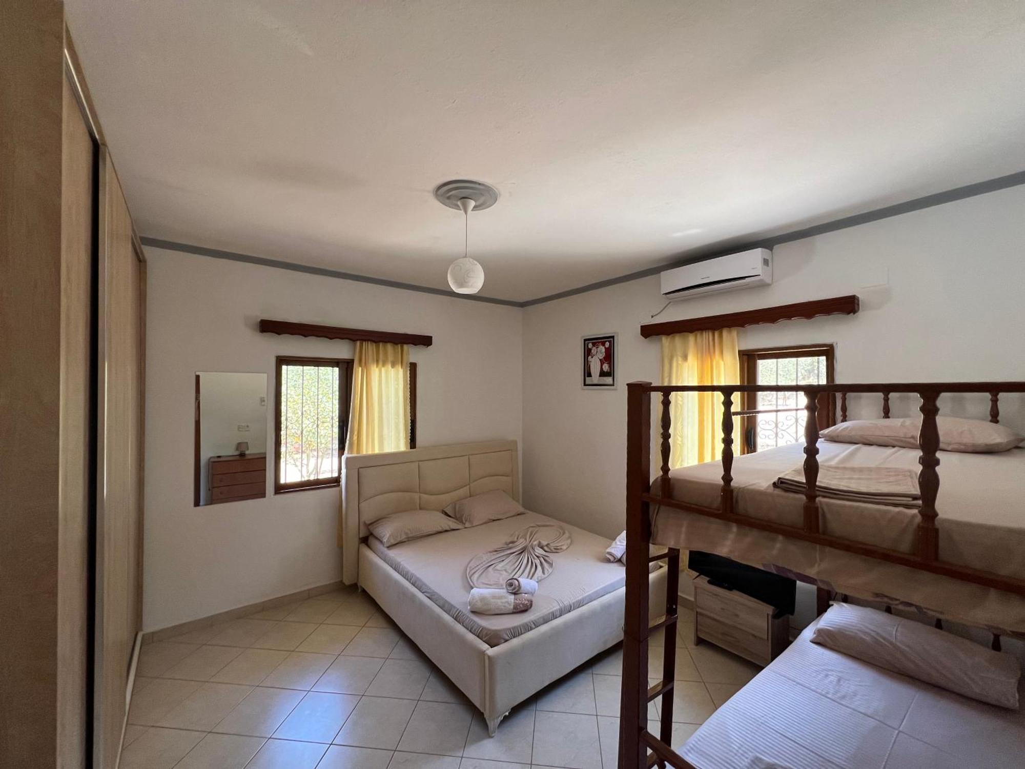 Oni Apartments Ksamil Exterior photo